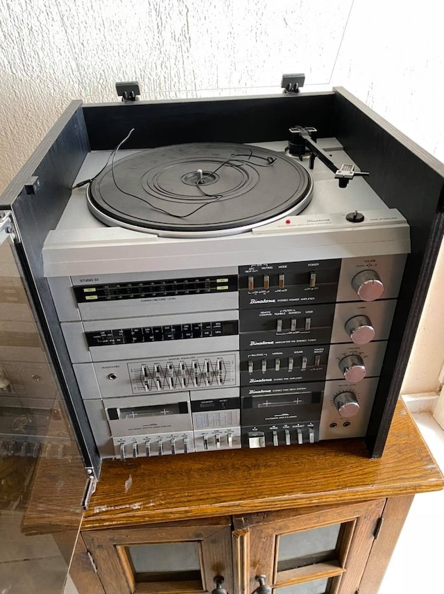 Binatone 88/7733A 4 Katlı Müzik Seti 046 Teşhir Ürün