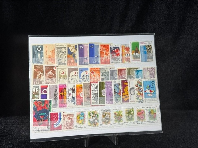 Tc Yerli Ve Yabancı Karışık Pul Lotu Damgalı Damgasız Lot 1257 Teşhir Ürün