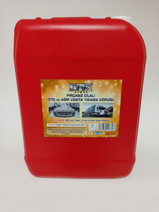 Fırçasız Cilalı Oto Şampuanı 5 Litre