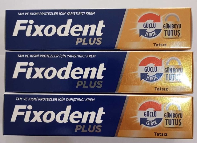 Plus En Iyi Tutuş Diş Protez Yapıştırıcı Krem 40 Gr X 3 Adet
