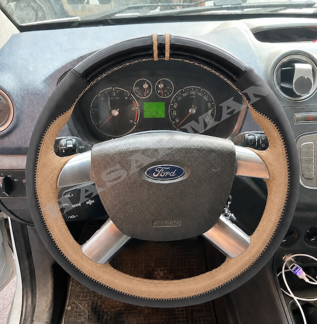 Ford Connect Dikme Direksiyon Kılıfı Parlak Siyah Taba Detaylı Taba Çift Yüzük Ve Dikiş 2006-2013
