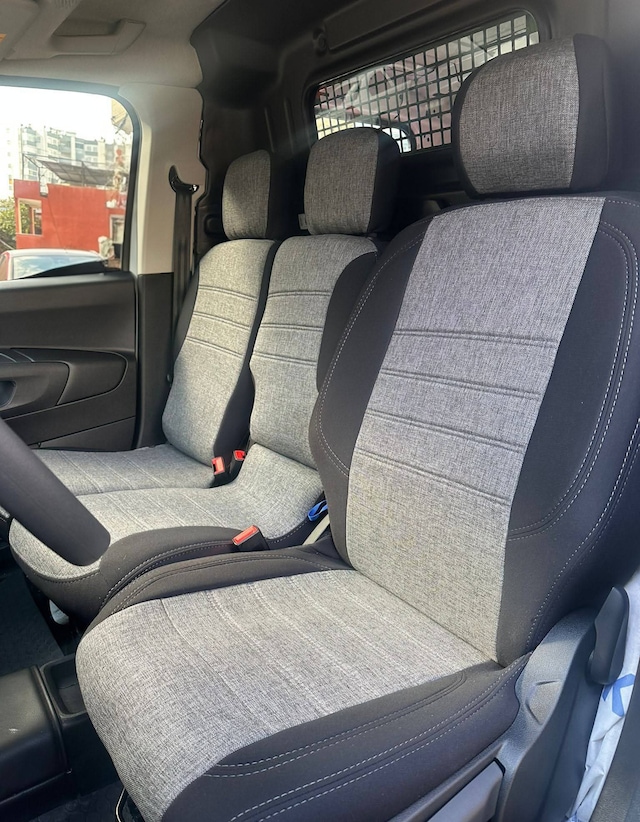 Citroen Berlingo Panelvan Uyumlu Araca Özel Oto Koltuk Kılıfı 158556 Siyah-Gri