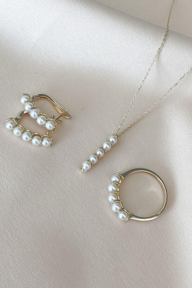Beş Doğal İncili Küpe Kolye Yüzük Üçlü Set - 19 / Sarı