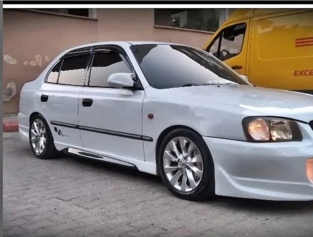 Hyundai Milenyum Kasa Accent Marşpiyel - Boyasız - Fiberglass