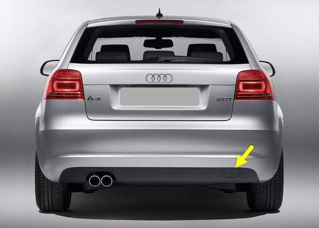 Audi A3 HB 2009-2012 Arka Tampon Çeki Demiri Kapağı 8P0807441A
