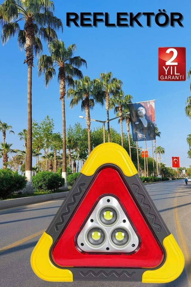 Reflektör Güneş Panelli Solarlı Şarjlı Üçgen Işıklı Trafik Reflektör Fener - Uczdp209reflektör1
