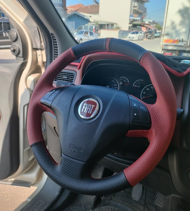 Fiat Line Tuşlu Direksiyonlara Uyumlu Araca Özgü Dikmeli Direksiyon Kılıfı Kırmızı Karbon 2945460