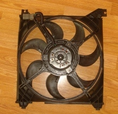 Hyundaı Santa Fe 01/05 Radyatör Fan Davlumbazı Komple 2.0crdı/2.4 16v/2.7 V6 7 Kanat Tyg