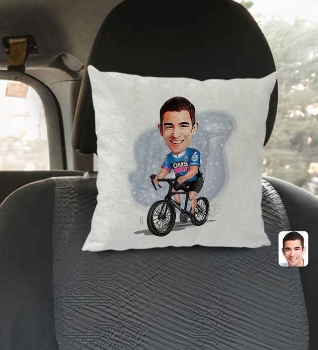 Bk Gift Kişiye Özel Erkek Bisiklet Sürücüsü Karikatürlü Kare Araç Koltuk Yastığı-1