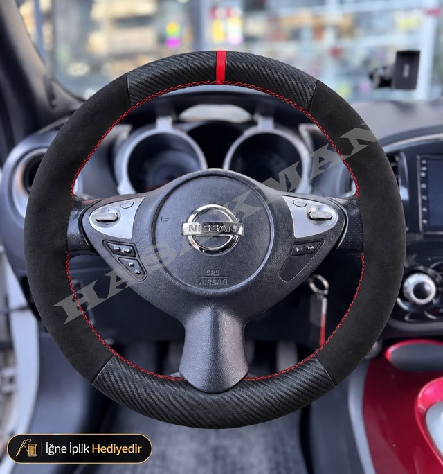 Nissan Juke Dikme Direksiyon Kılıfı Alcantara Süet Mat Karbon Kırmızı Yüzük Ve Dikiş Tekna-platinum-çift Tarafı Tuşlu 2014-2019