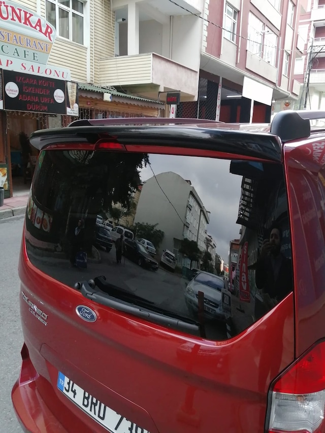Ford Courier Spoiler - Spoyler Parlak Siyah 2014 - 2021 Boyalı Parlak Siyah