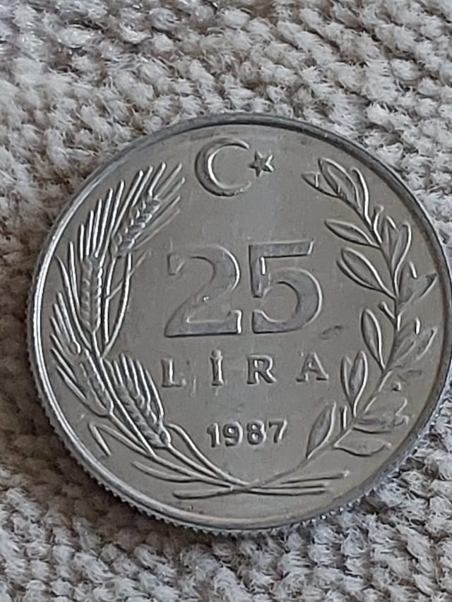 Tc 25 Lira 1987