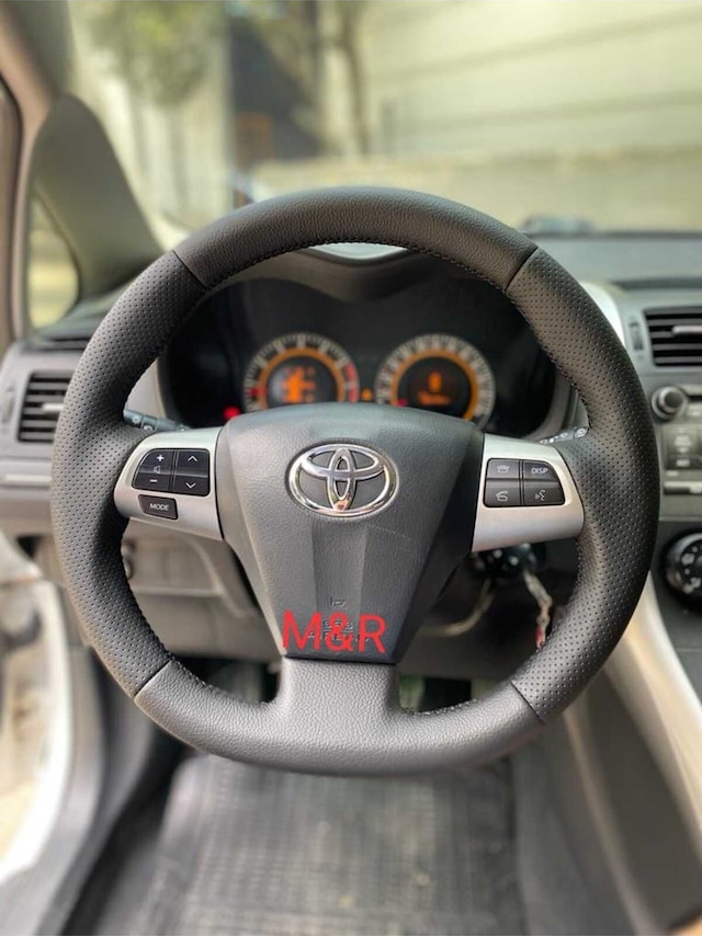 Toyota Auris Corolla Kaplama Deri Direksiyon Kılıfı Siyah
