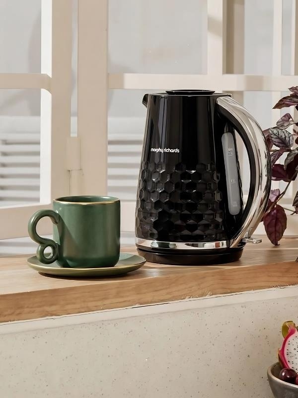Morphy Richards Hive 3000 W Kettle