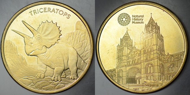 Londra Doğa Tarihi Müzesi Madalyon-triceratops 30 Mm. Çil.