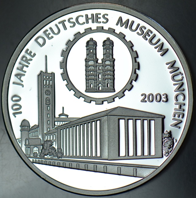 Almanya 2003 Deutsches Museum 100. Yıl Madalyon. Gümüş Kaplama Proof Baskı 36 Mm Kapsülünde Çil