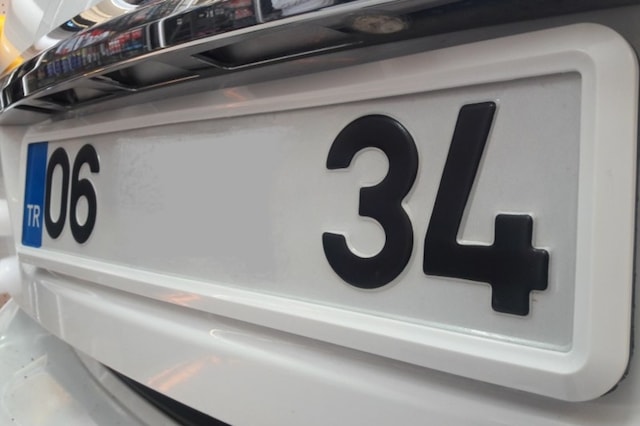 Son Moda Beyaz Plaka Çerçevesi 2Adet Beyaz Plakalik 383573555