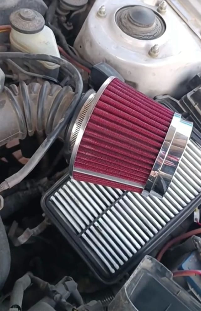 Toyota Corolla Ae101 Efsane Kasa Açık Hava Filtresi Krom Başlı Kırmızı