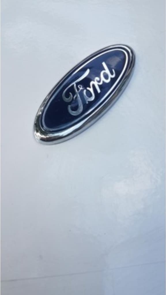 Ford Focus 2 - 2.5 Sedan (2005-2011) Sedan Arka Bagaj Ford Arması