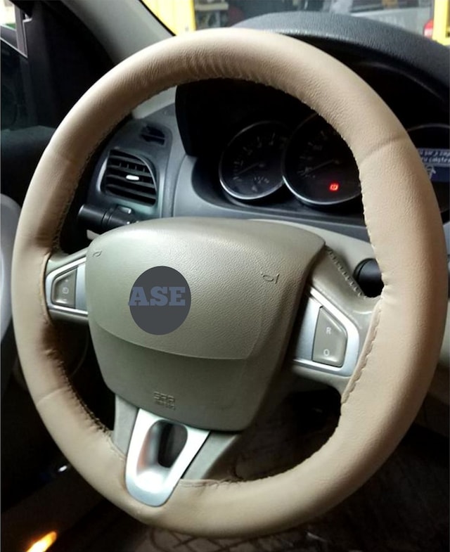 Dikmeli Deri Direksiyon Kılıfı Bej Renk Renault Megane 2 Uyumlu 38 10.5cm