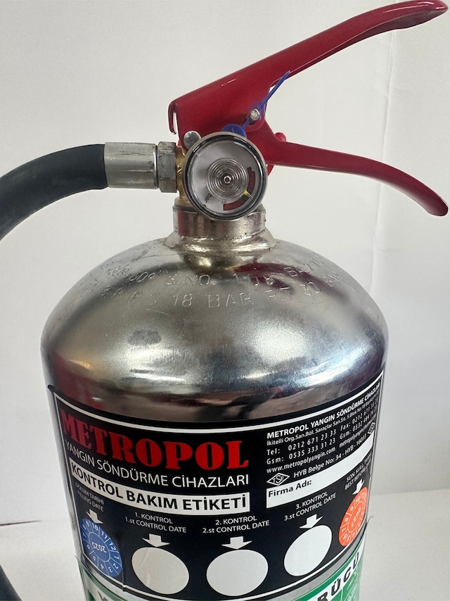 12 Kg D Tozlu Metalik Metal Yangınlarını Söndürme Cihazı