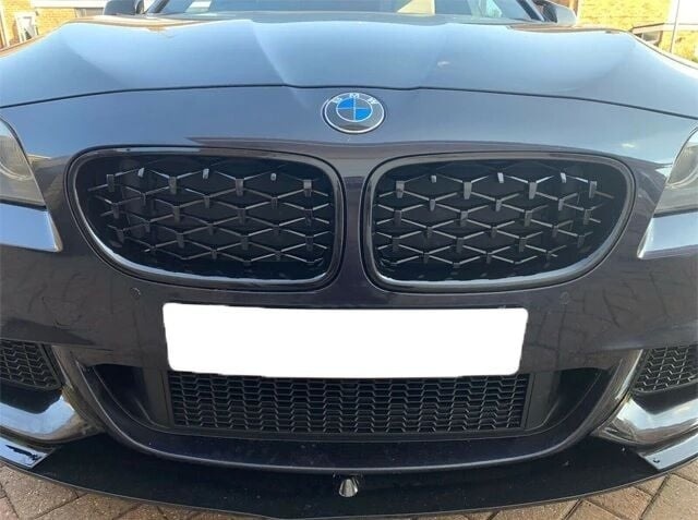 Bmw F10 Ön Panjur Izgara Böbrek Diamond Full Siyah
