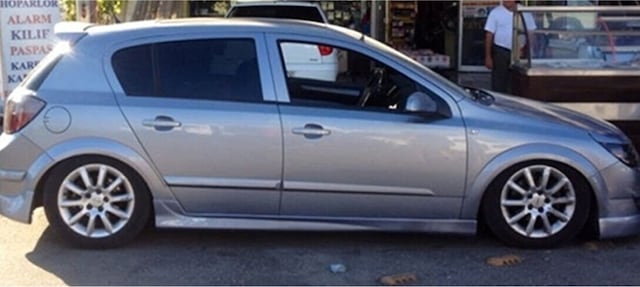 Opel Astra H HB Marşpiyel Seti Mat Siyah Plastik 2004-2009