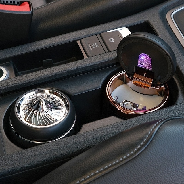 Premium Lüks Gümüş Araç İçi Küllük - Işıklı Otomatik Kapaklı - 1 Adet