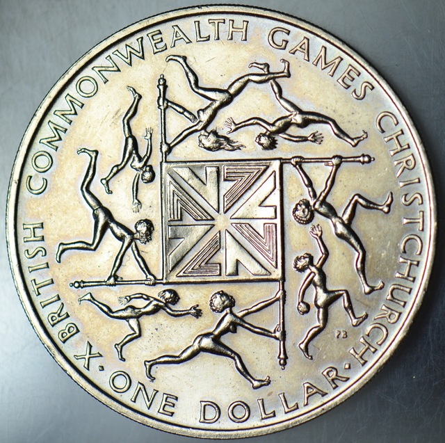 Yeni Zelanda 1 Dolar 1974 Hatıra-commonwealth Oyunları Kraliçe Iı. Elizabeth 38,6 Mm 28,8 Gr. Çil -