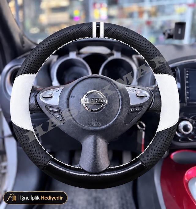 Nissan Juke Dikme Direksiyon Kılıfı Delikli Deri Parlak Siyah Beyaz Detay Çift Yüzük Ve Dikiş Tekna-platinum-çift Tarafı Tuşlu 2014-2019