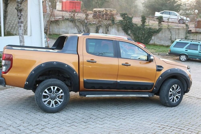 Ford Ranger Wildtrak Çamurluk Dodikleri Vidalı 7 Parça Abs 2019 V
