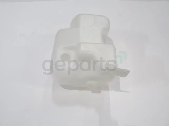 Ön Cam Su Bidonu / Deposu Motorsuz Tw Audi A3- 1997-2003