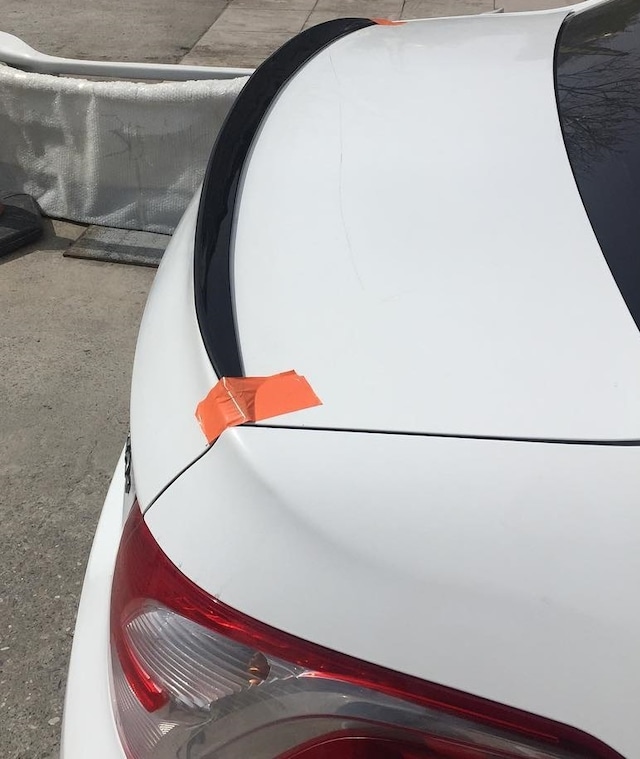 Peugeot 301 Spoiler Bagaj Üstü Çıta. Parlak Siyah