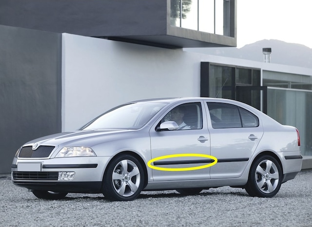 Skoda Octavia 2 A5 2005-2008 Sol Ön Kapı Koruma Çıtası 1Z0853515C