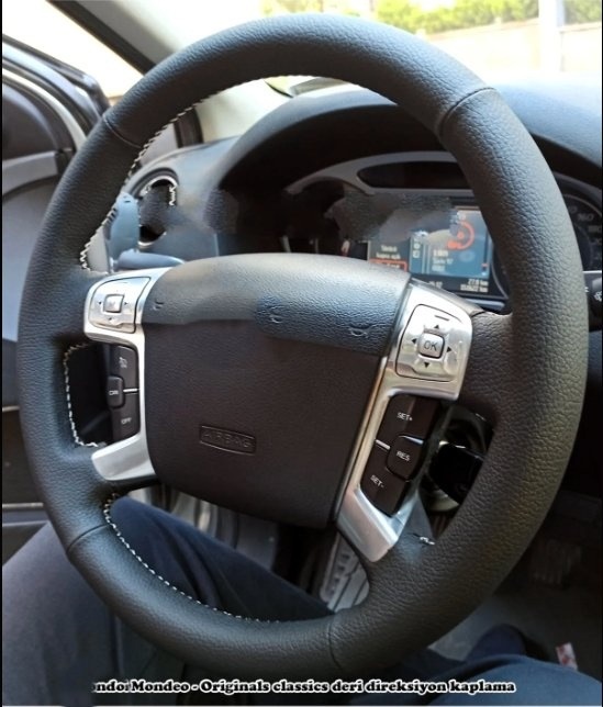 Ford Mondeo Ve Smax 2009 - 2014 Araca Özel Direksiyon Kılıfı Düz Siyah