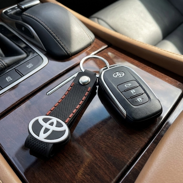 Toyotta Grubu İle Uyumlu Premium Kauçuk Oto Anahtarlık Araç Anahtarı İçin Şık Ve Dayanıklı Anahtarlık