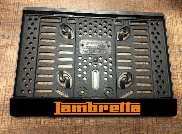 Lambretta Plakalık 500350680