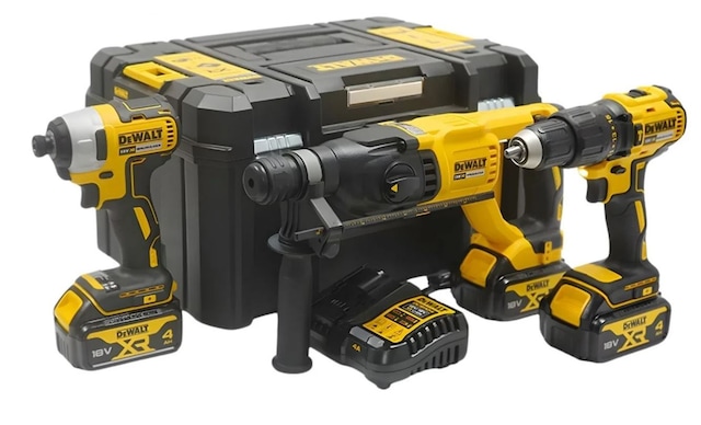 Dewalt DCK369M3T 18V XR 3x4.0AH Kömürsüz 3 Parça Kit