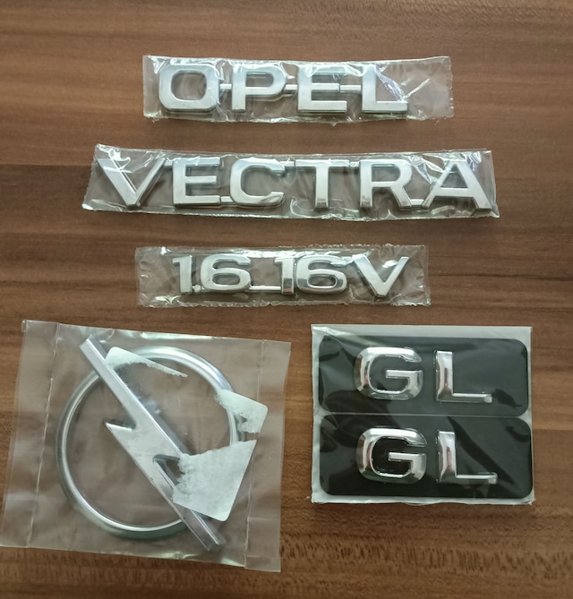 Opel Vectra 1.6 16v Gl Bagaj Yazısı Arka Bagaj Arması Opel Vectra