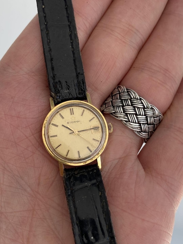 Eterna 23.7 Mm Deri Kordon 14k Altın Kadın Kol Saati 2.el Teşhir Ürün