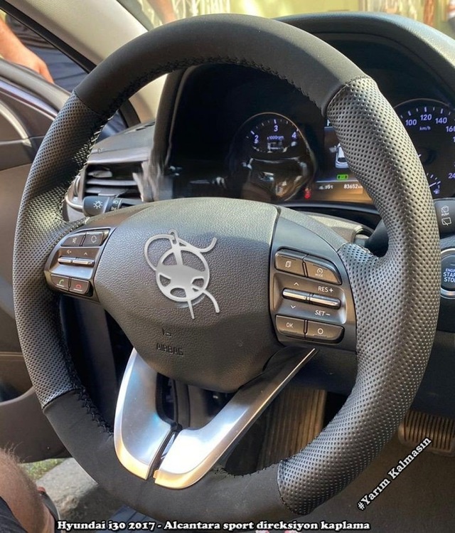 Hyundai İ30 2017 Araca Özel Direksiyon Kılıfı