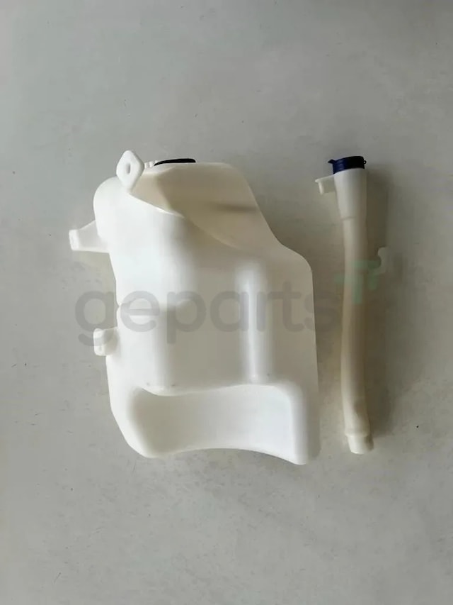 Ön Cam Su Bidonu / Deposu Borusu Ve Kapağı İle Birlikte Euro Body Fiat Doblo - 2015-2023