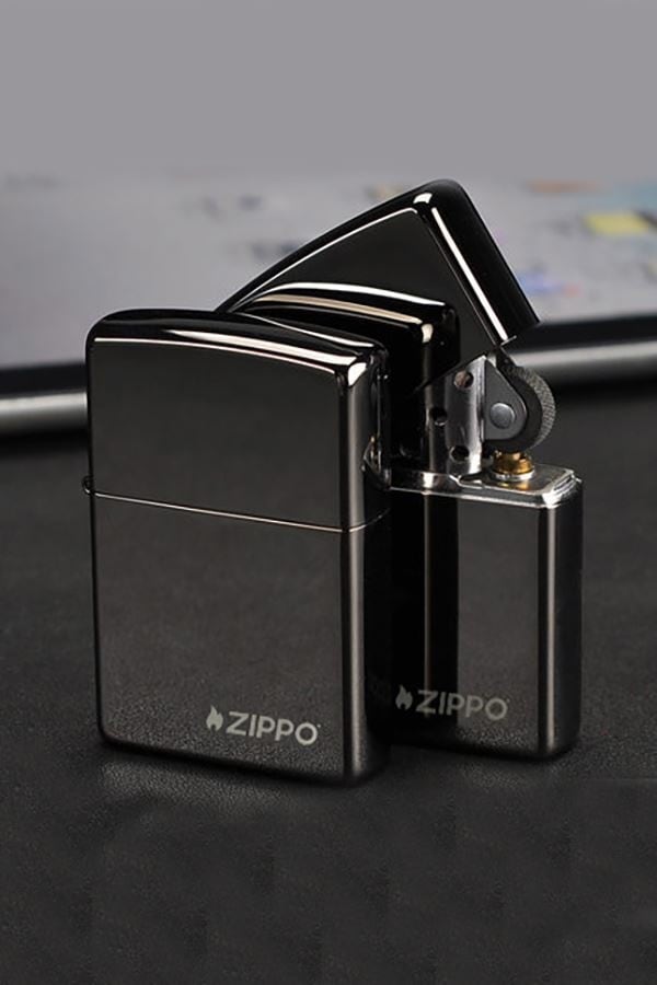 Zippo Çakmak Logolu Ebony Parlak Siyah 24756zl