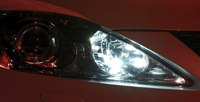 Flaşlı T10 Çakarlı Park Ampülü 1 Çift