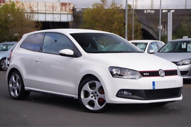 Polo Gti Yan Marşpiyel Çift Plastik