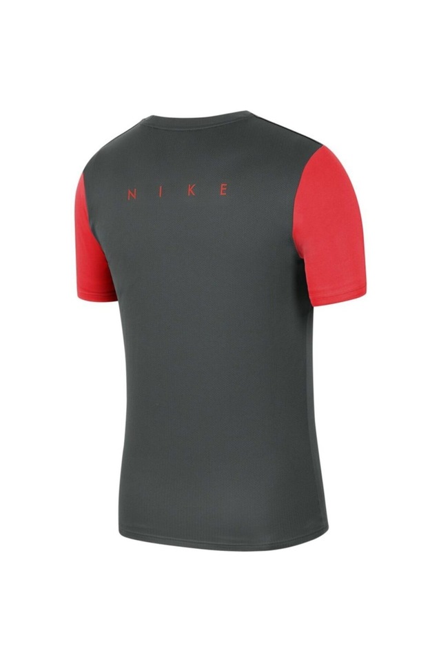 Camiseta Nike Dri-FIT Academy Pro Infantil | Nike.com