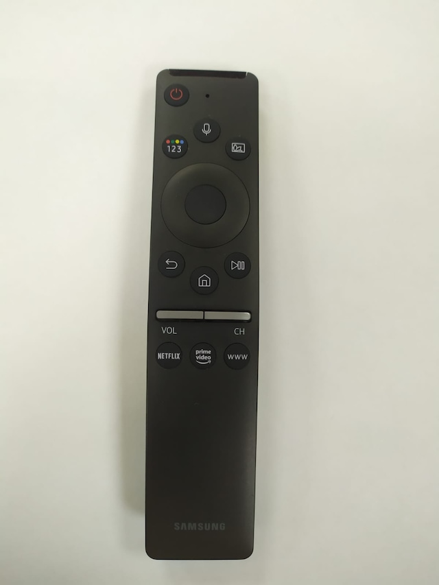 samsung-ku7500-4k-uhd-universal-sihirli-