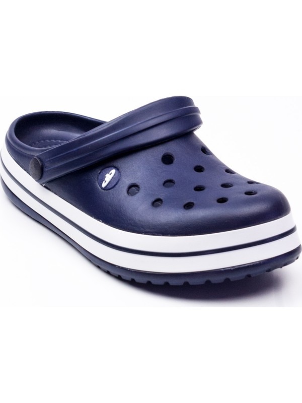 akinal bella crocs