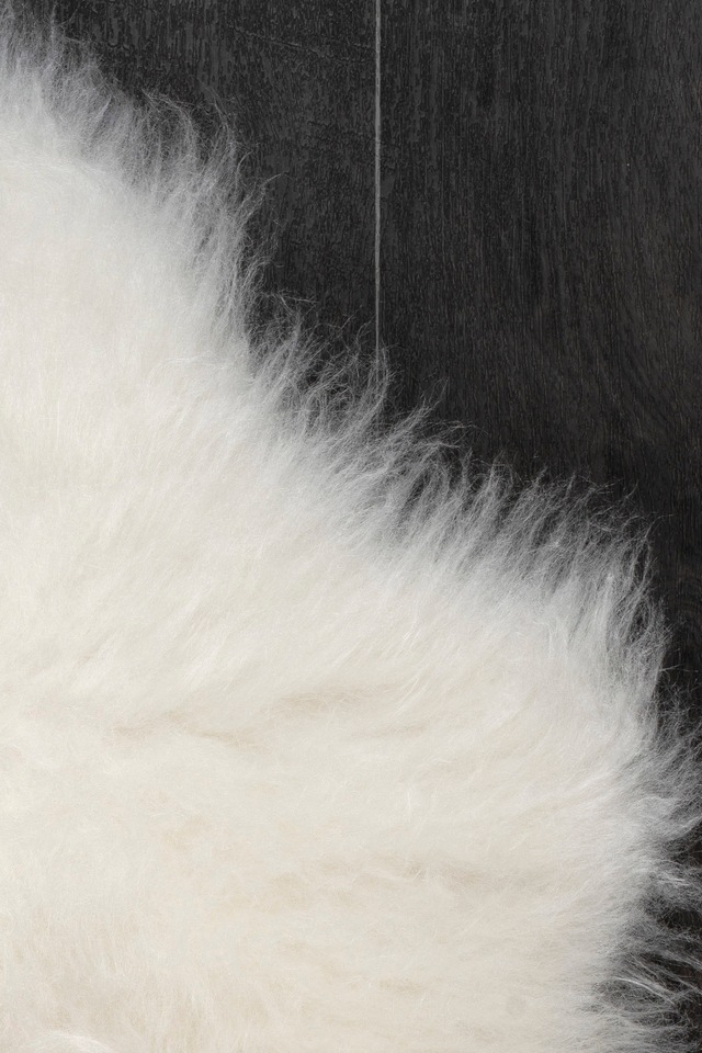 konfor beyaz yumusak tuylu pelus post kurk hali kilim fiyatlari ve ozellikleri