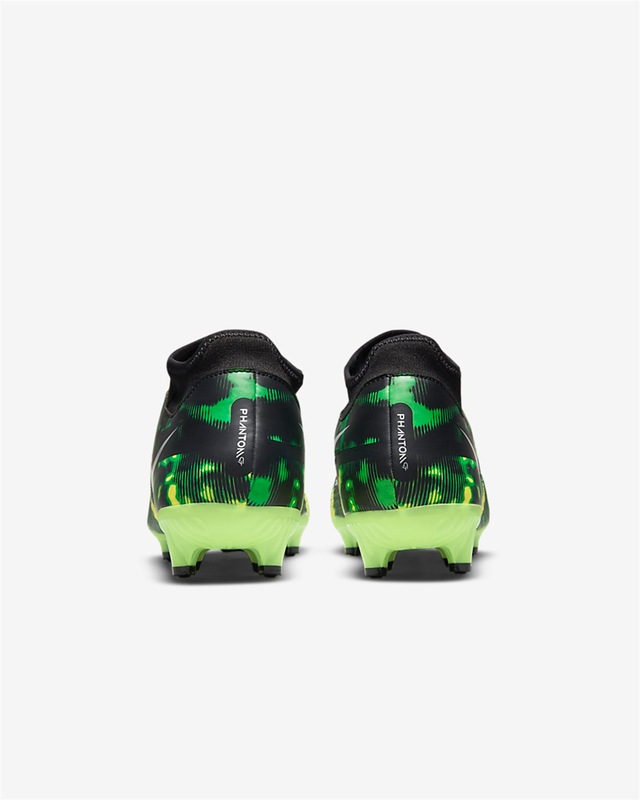 Nike phantom venom academy pro ac sg 